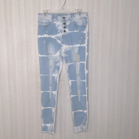 💙 🆕 VIP JEANS destroyed size small - Picture 2 of 8
